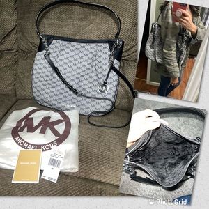 MK JET SET purse